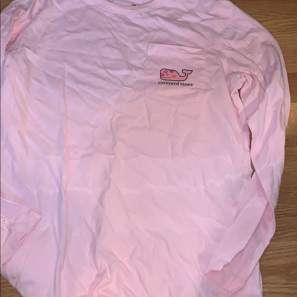 Girls vineyard vines valentine whale shirt